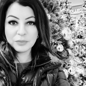 Meet your Posher, Layla